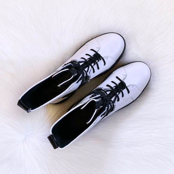 UGG Sheena Platform Combat Lace-Up Boots - Picture 5 of 8